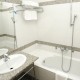 s�sz�ll�s: Larix hotel
